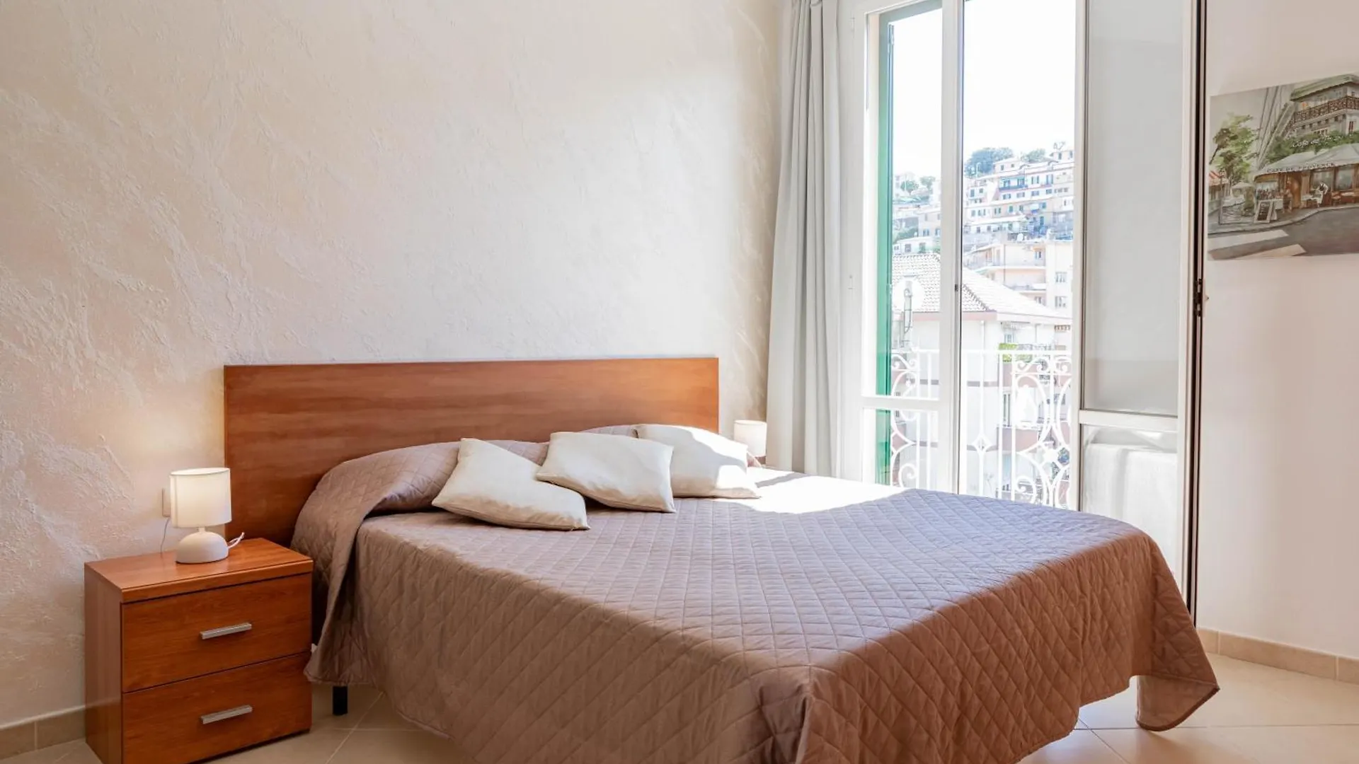 H11 Casa Zefiro Sanremo - Centro - Parcheggio Apartment